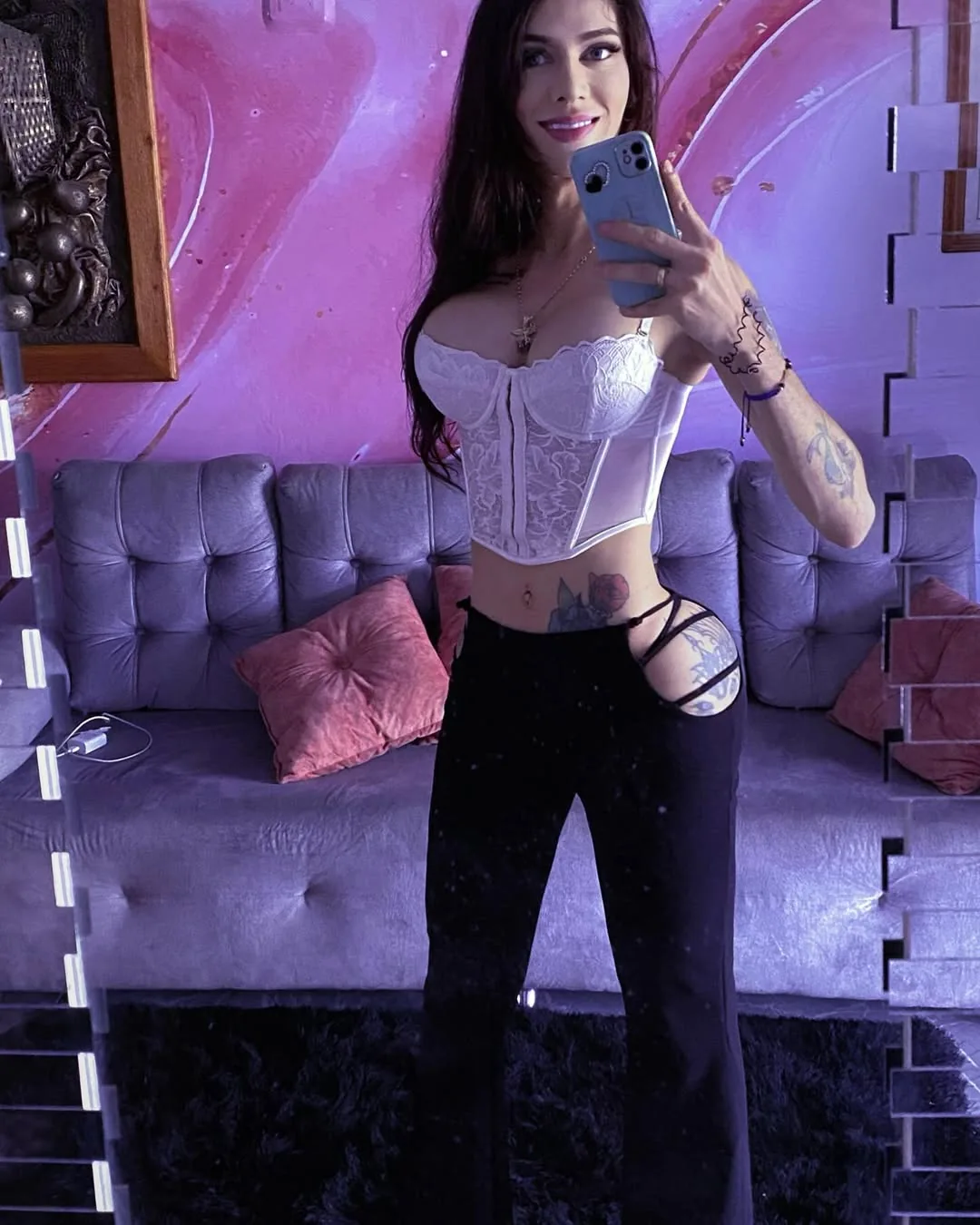 Mira escort Jihlava